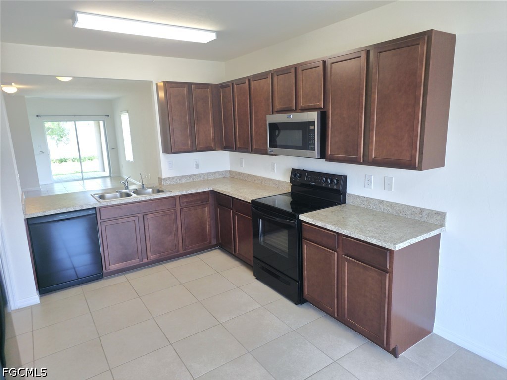 1148 NW 27th Court Cape Coral FL 33993 2026019860 image2