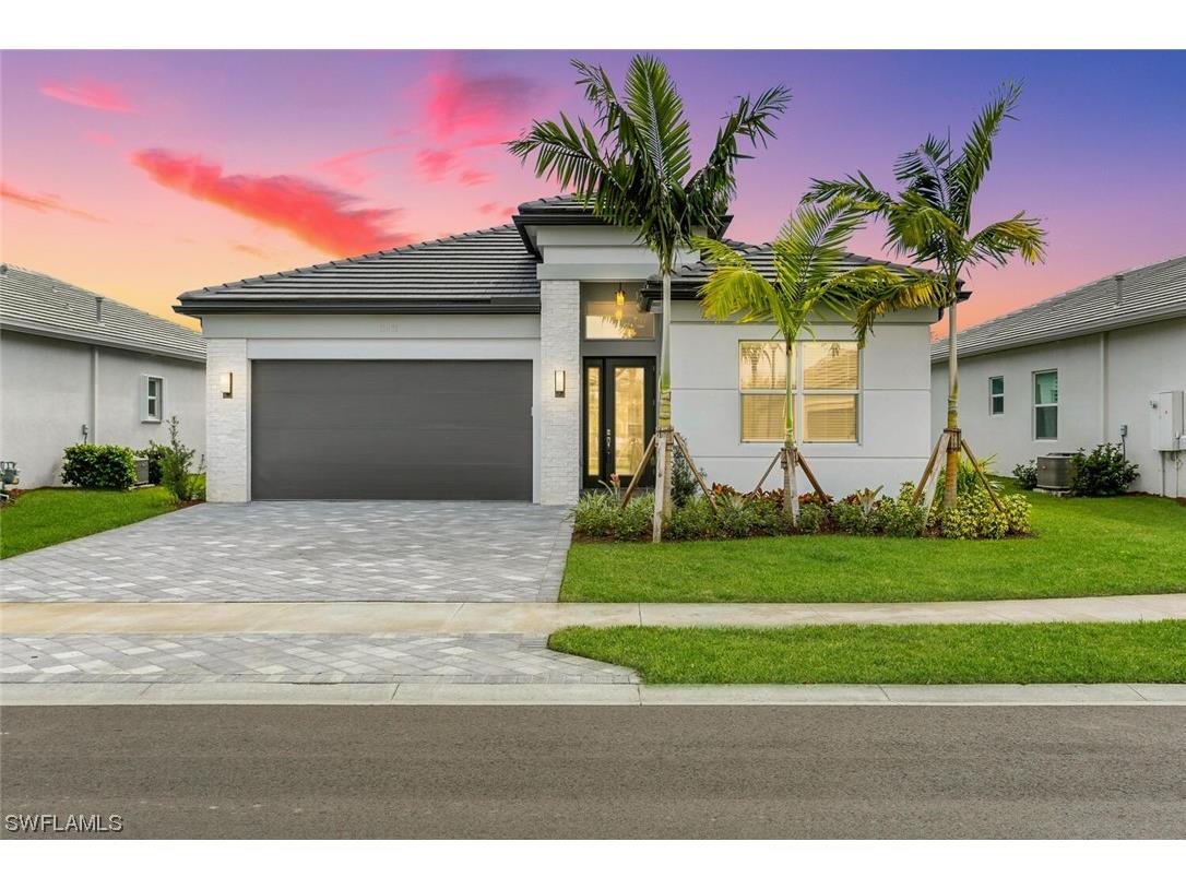 11481 Jacaranda Drive Naples FL 34120 223092100 image1