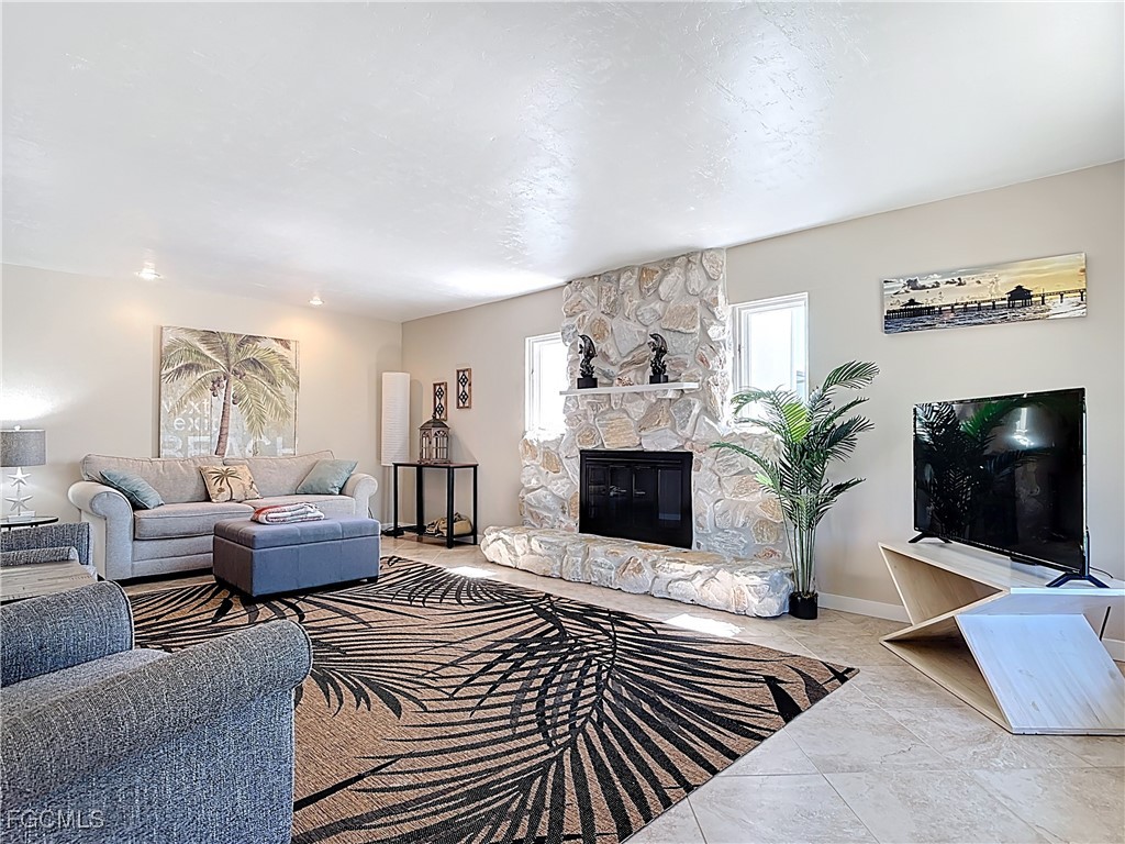11481 Rebecca Circle Fort Myers Beach FL 33931 2025021095 image15