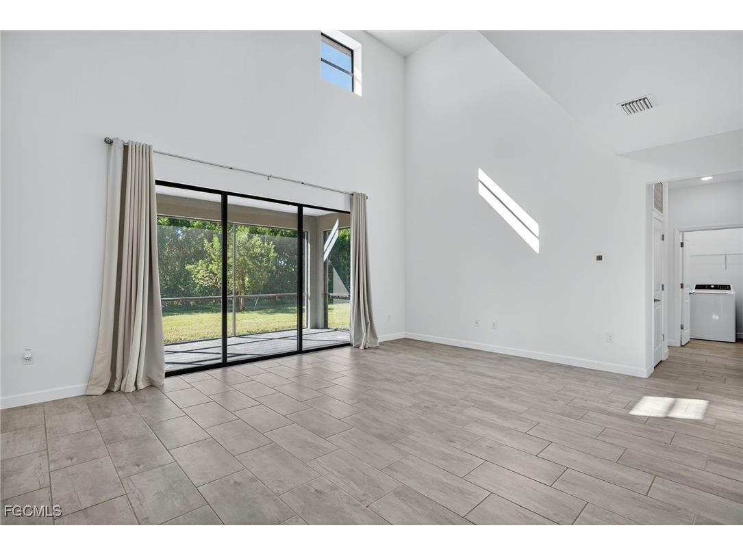 11484 Canopy Loop Fort Myers FL 33913 2025020887 image12