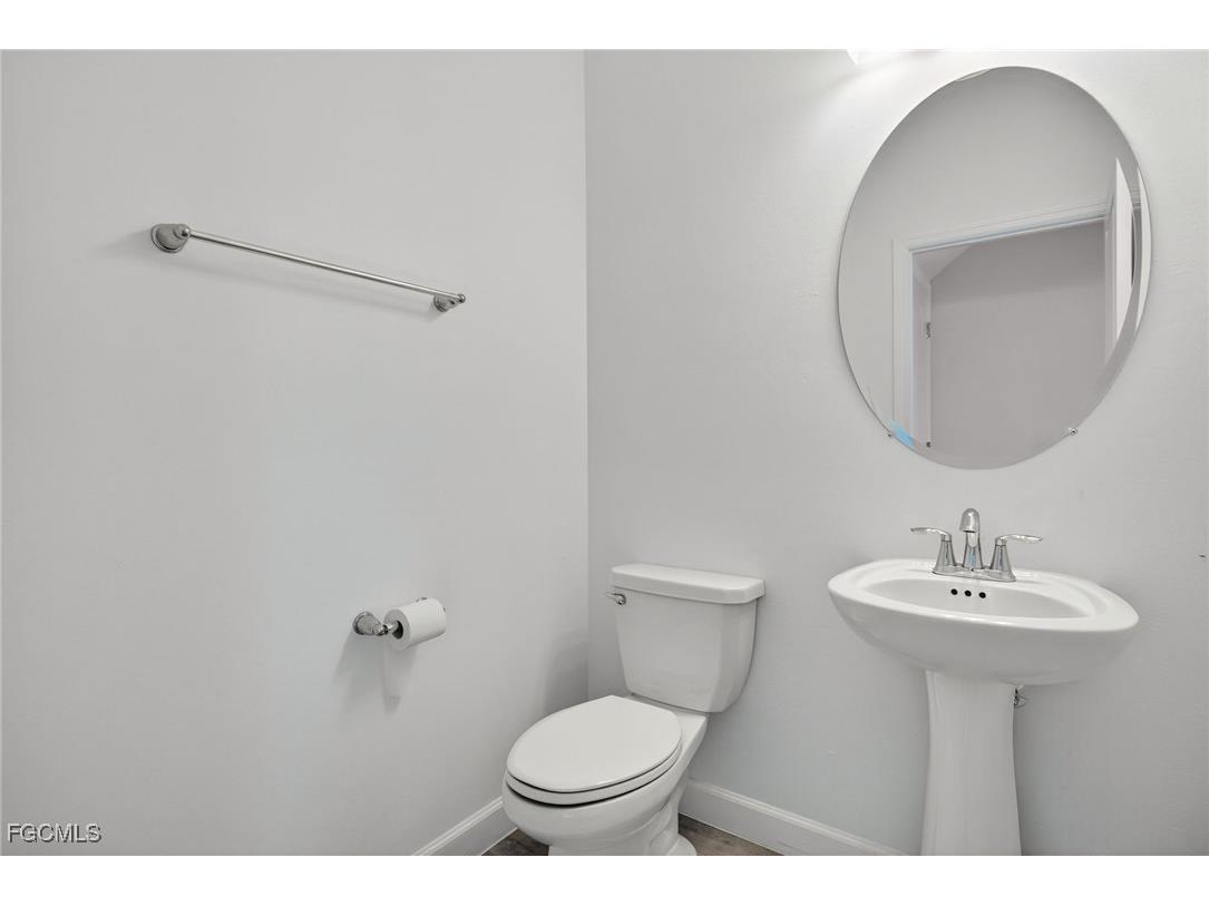 11484 Canopy Loop Fort Myers FL 33913 2025020887 image17