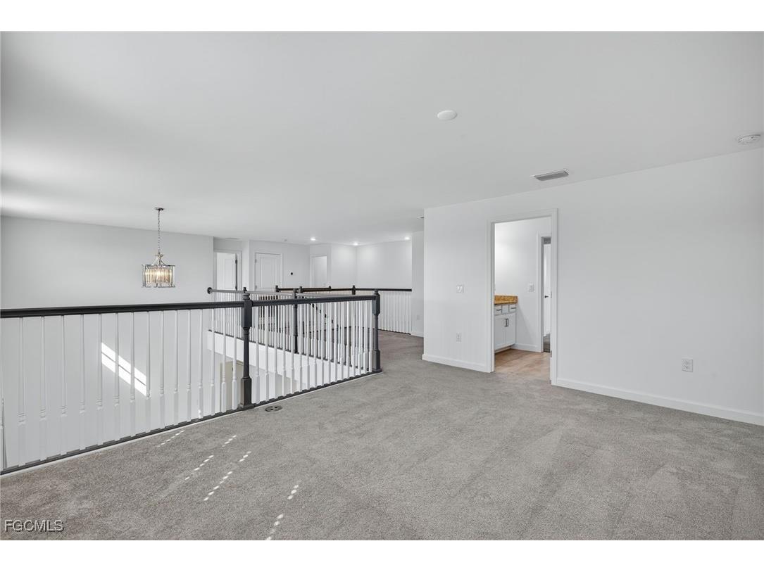11484 Canopy Loop Fort Myers FL 33913 2025020887 image18
