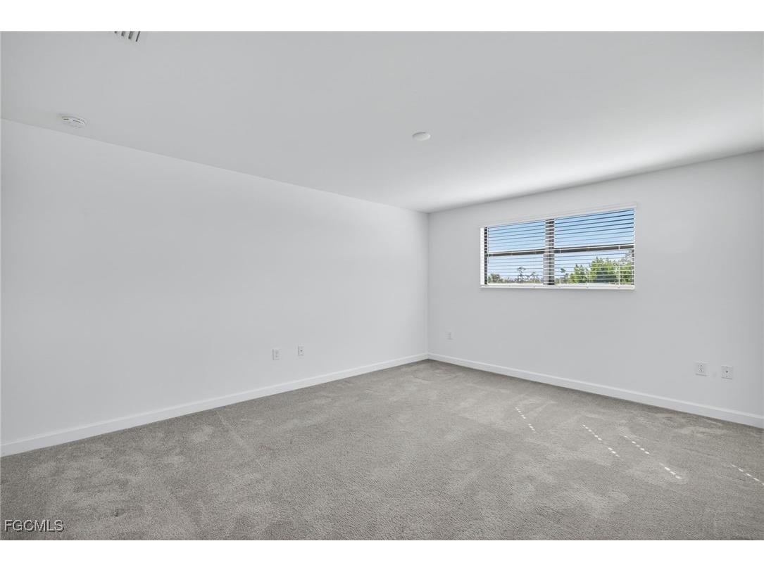 11484 Canopy Loop Fort Myers FL 33913 2025020887 image19