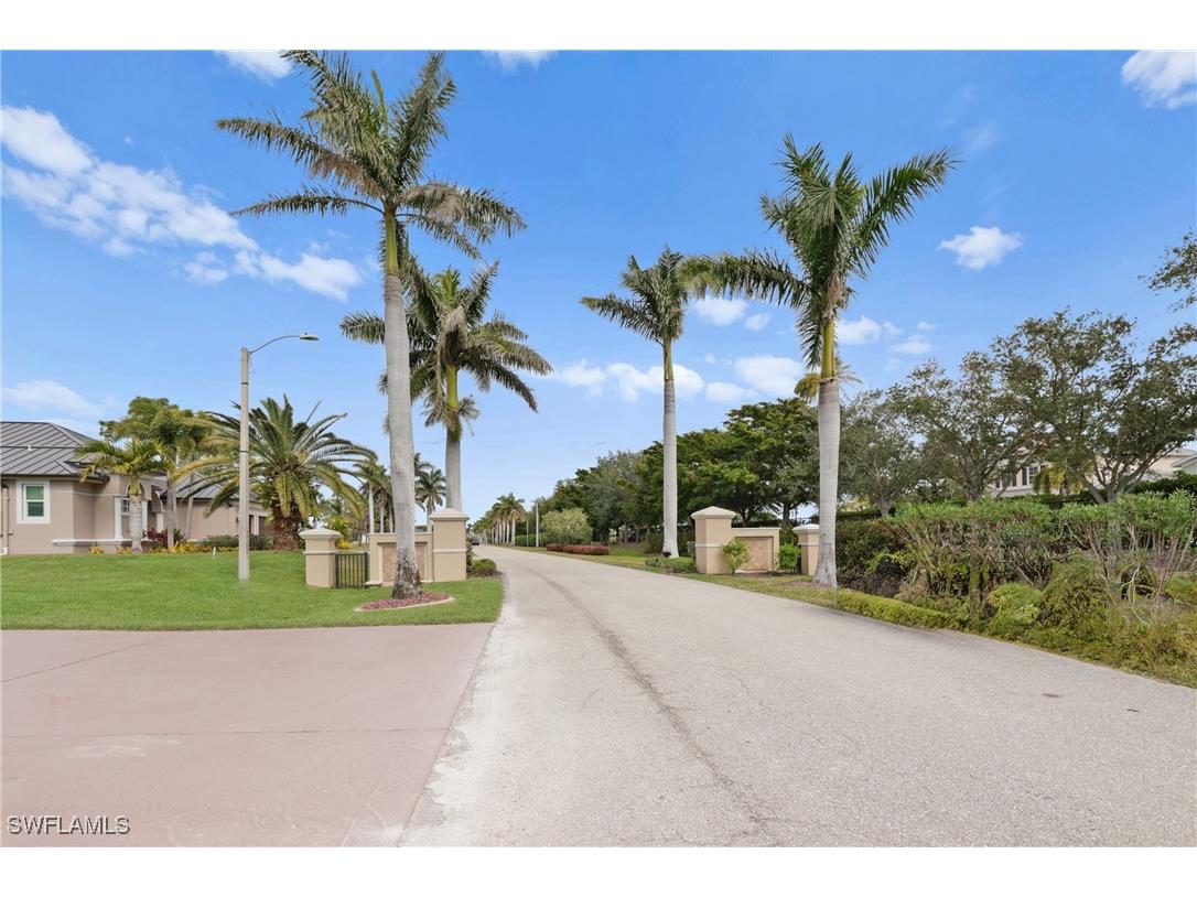 11486 Royal Tee Circle Cape Coral FL 33991 225005519 image3