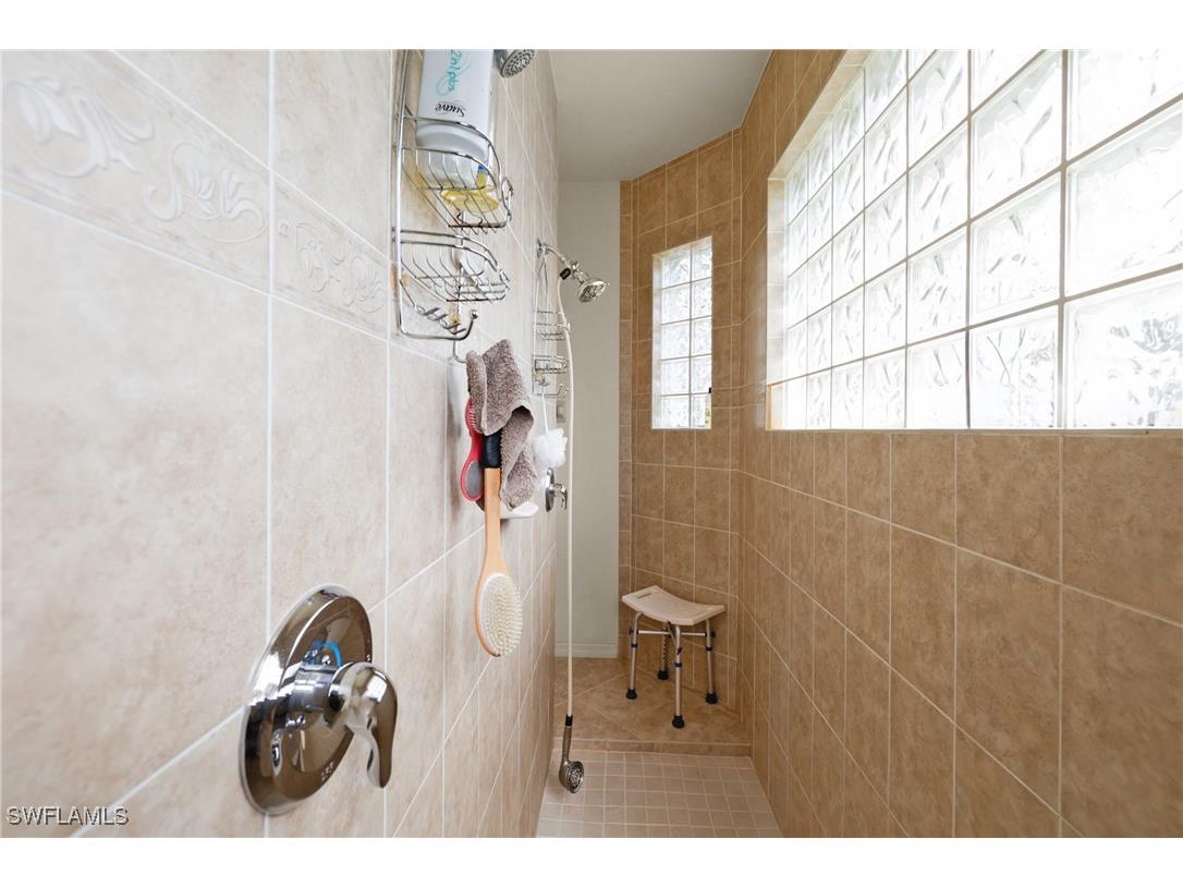 11486 Royal Tee Circle Cape Coral FL 33991 225005519 image39