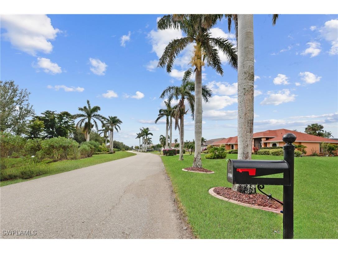 11486 Royal Tee Circle Cape Coral FL 33991 225005519 image4
