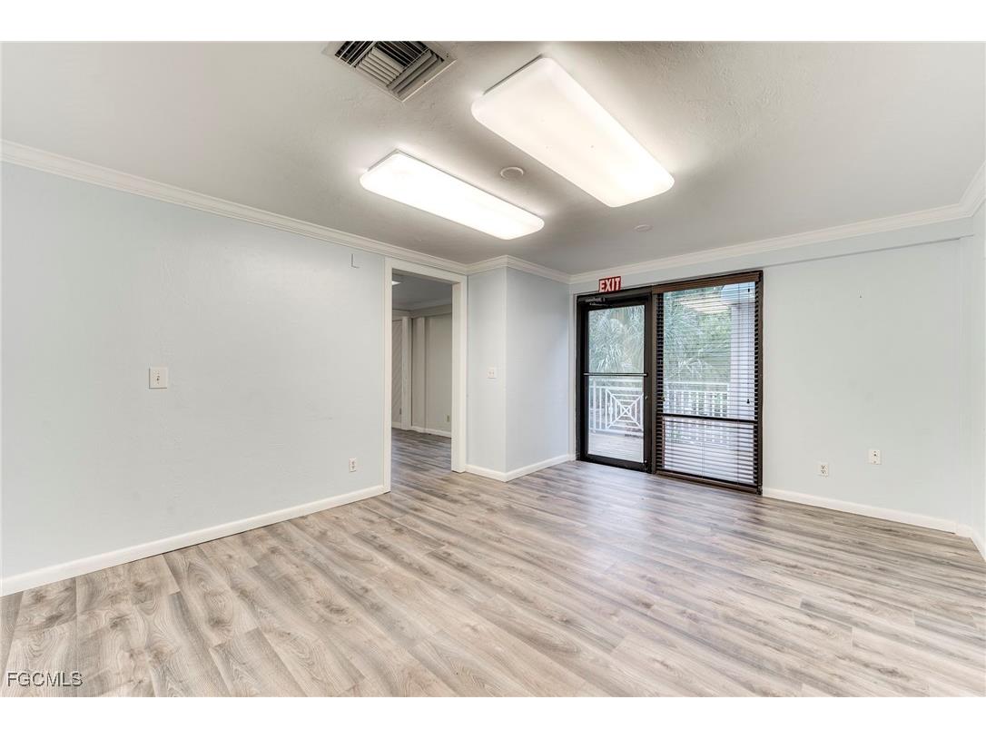 1149 Periwinkle Way #2 Sanibel FL 33957 2025018917 image16