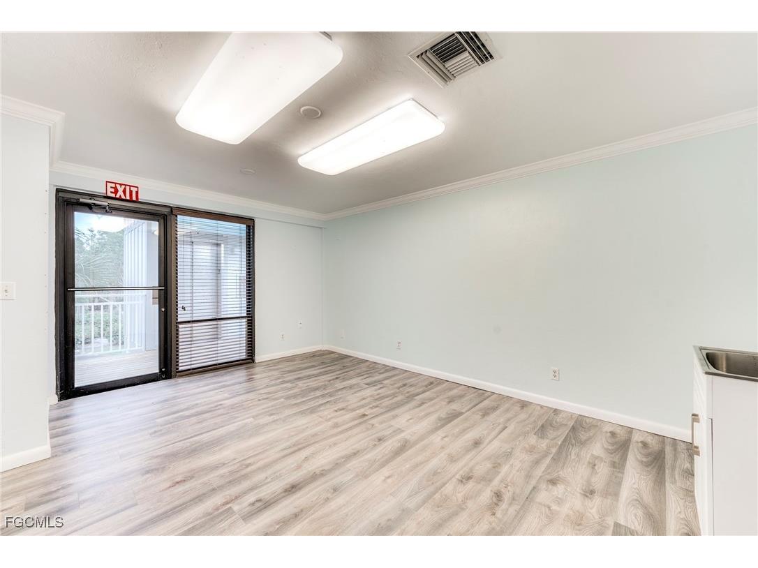 1149 Periwinkle Way #2 Sanibel FL 33957 2025018917 image18