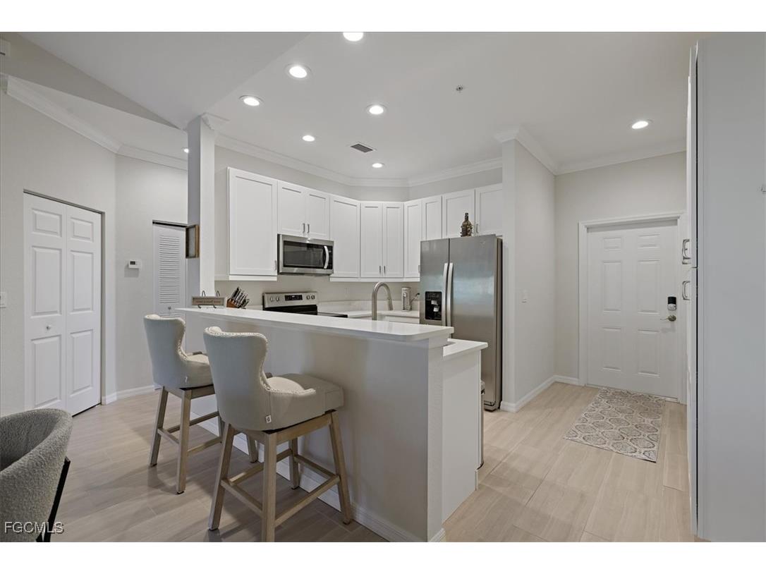 1149 Winding Pines Circle #204 Cape Coral FL 33909 2025017504 image3