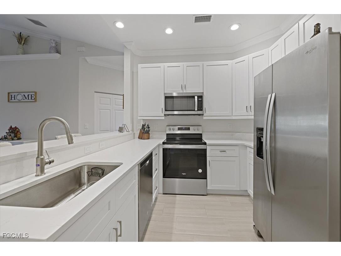 1149 Winding Pines Circle #204 Cape Coral FL 33909 2025017504 image6