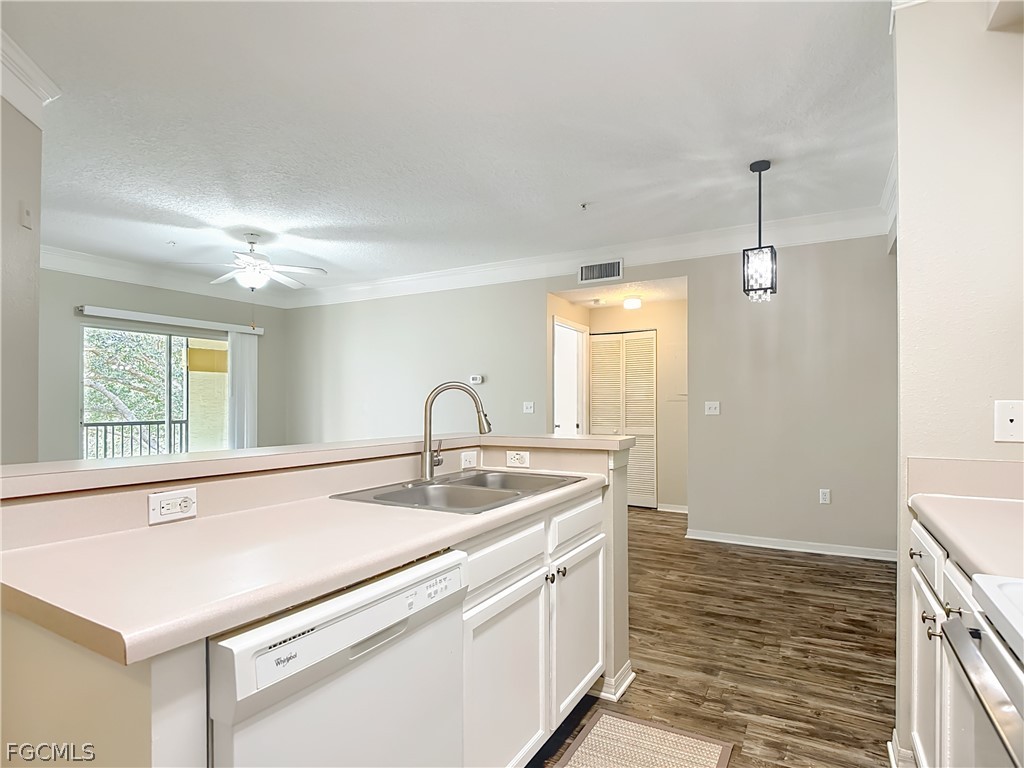 11490 Villa Grand #205 Fort Myers FL 33913 2026007654 image8
