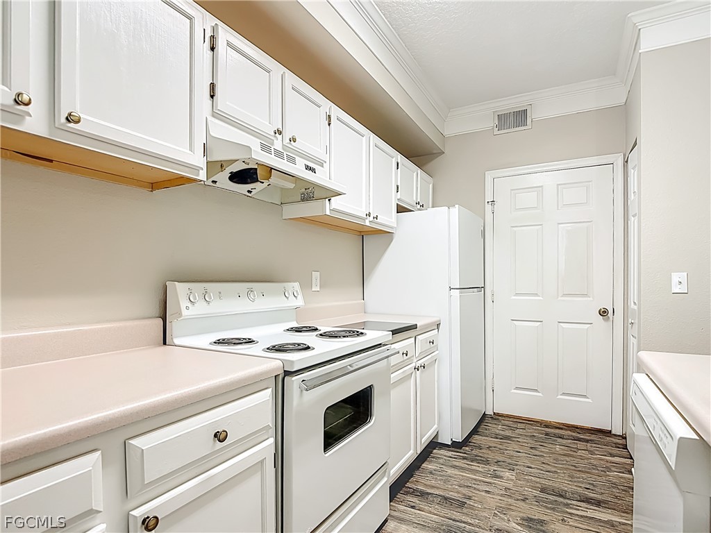 11490 Villa Grand #205 Fort Myers FL 33913 2026007654 image9
