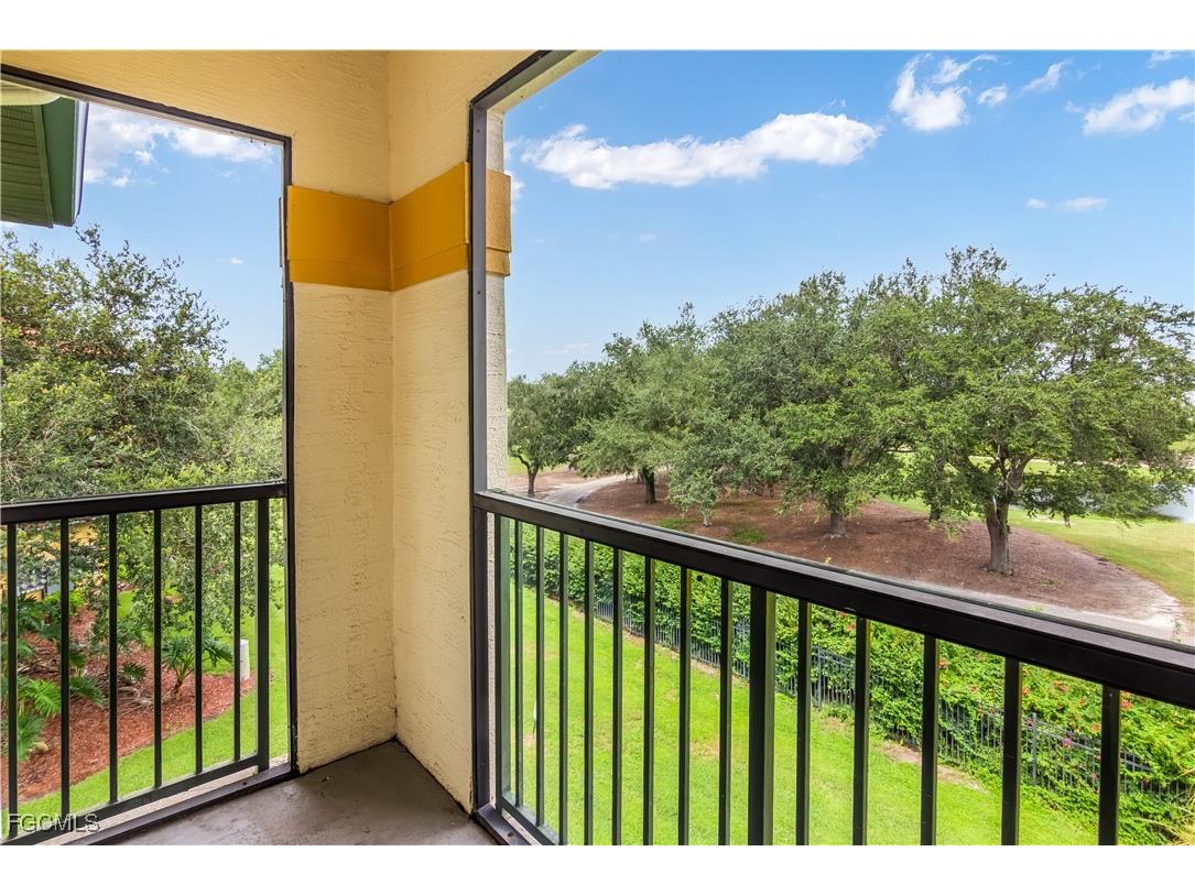11490 Villa Grand #224 Fort Myers FL 33913 2025001764 image2