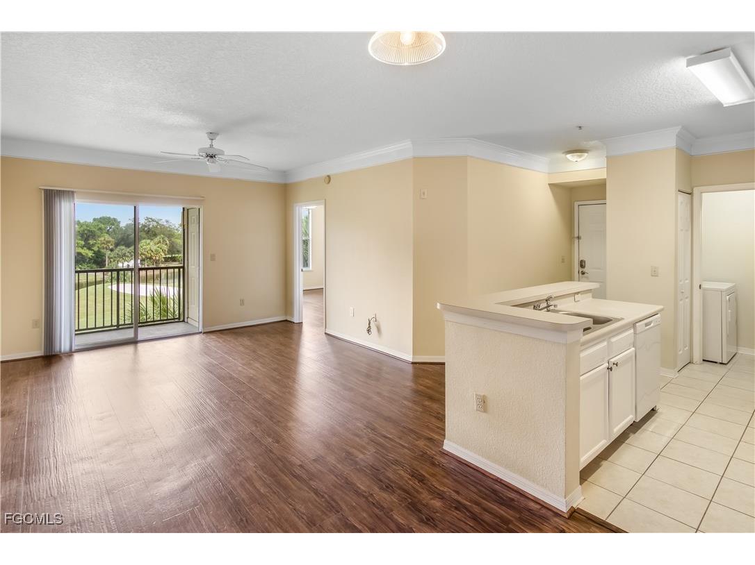11490 Villa Grand #224 Fort Myers FL 33913 2025001764 image3