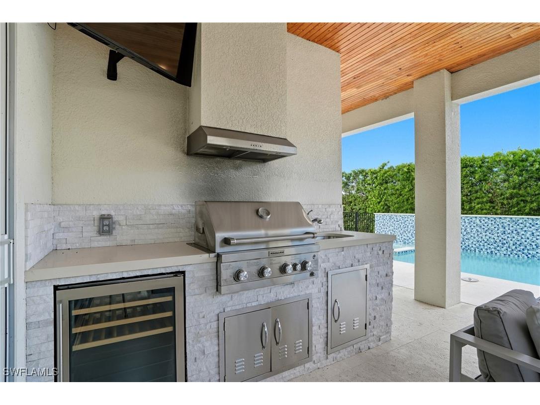 115 Cambria Lane Naples FL 34112 225074737 image28