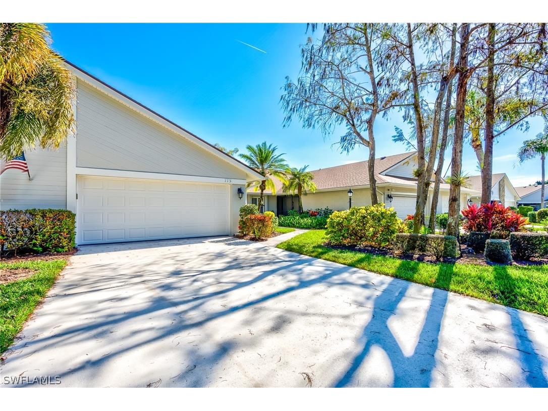 115 Fox Glen Drive #6-11 Naples FL 34104 223005371 image1