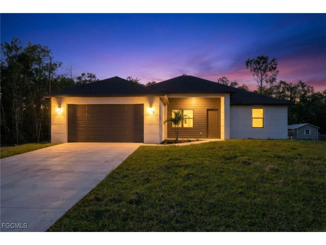 115 Johns Avenue Lehigh Acres FL 33936 2026000554 image1