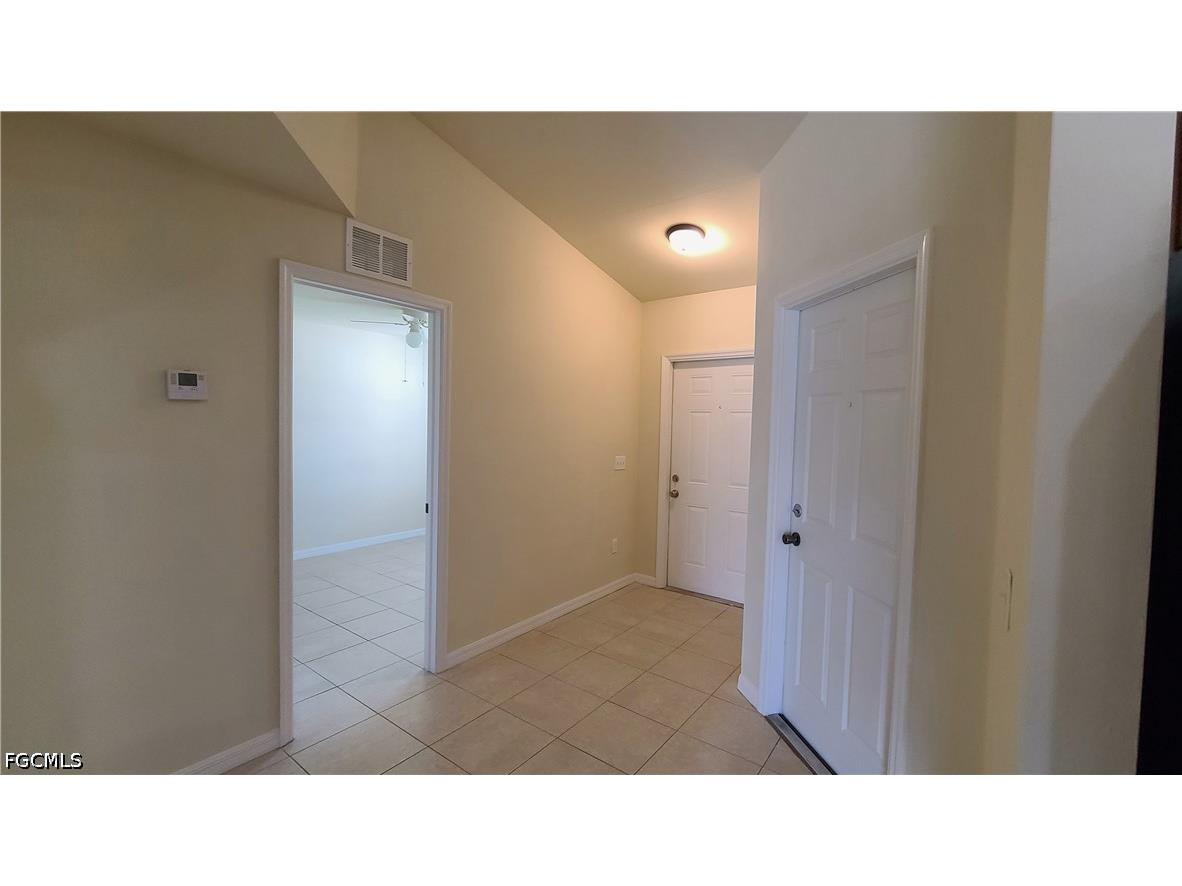 115 SE 12th Terrace #115 Cape Coral FL 33990 2026029364 image4