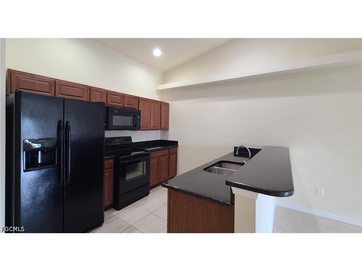 115 SE 12th Terrace #115 Cape Coral FL 33990 2026029364 image6
