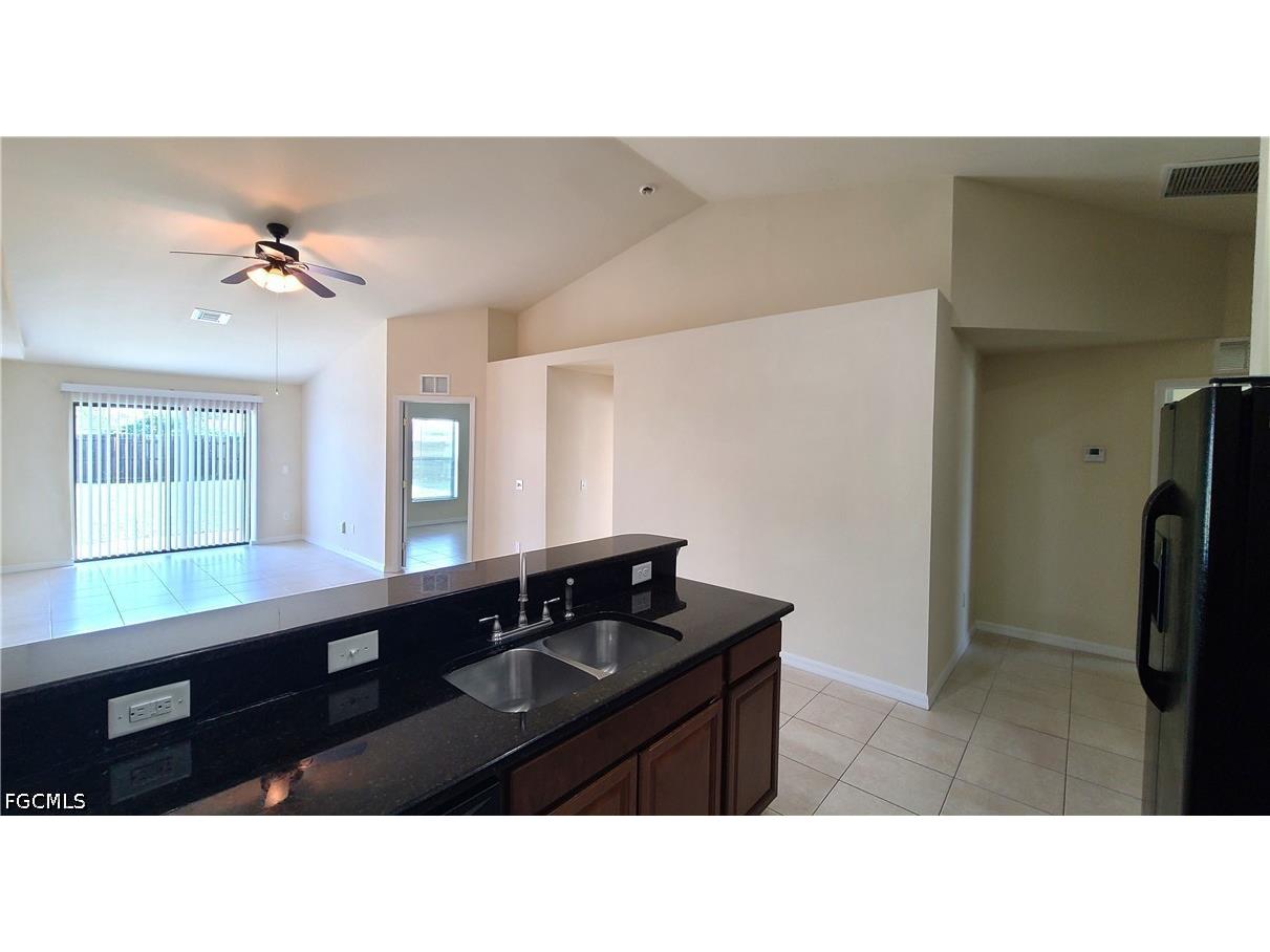 115 SE 12th Terrace #115 Cape Coral FL 33990 2026029364 image8