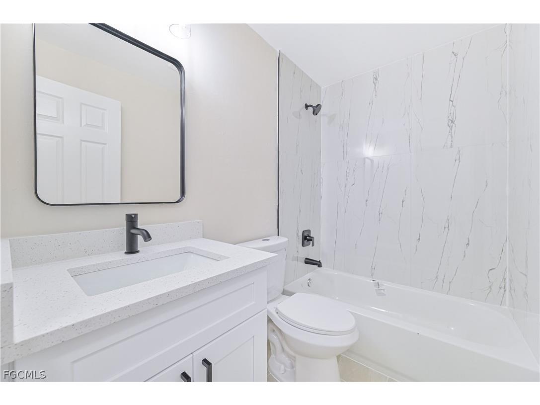 115 SE 24th Avenue #A-B Cape Coral FL 33990 2026009252 image12