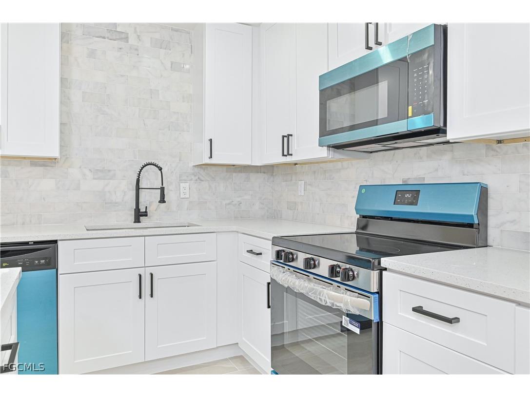 115 SE 24th Avenue #A-B Cape Coral FL 33990 2026009252 image7