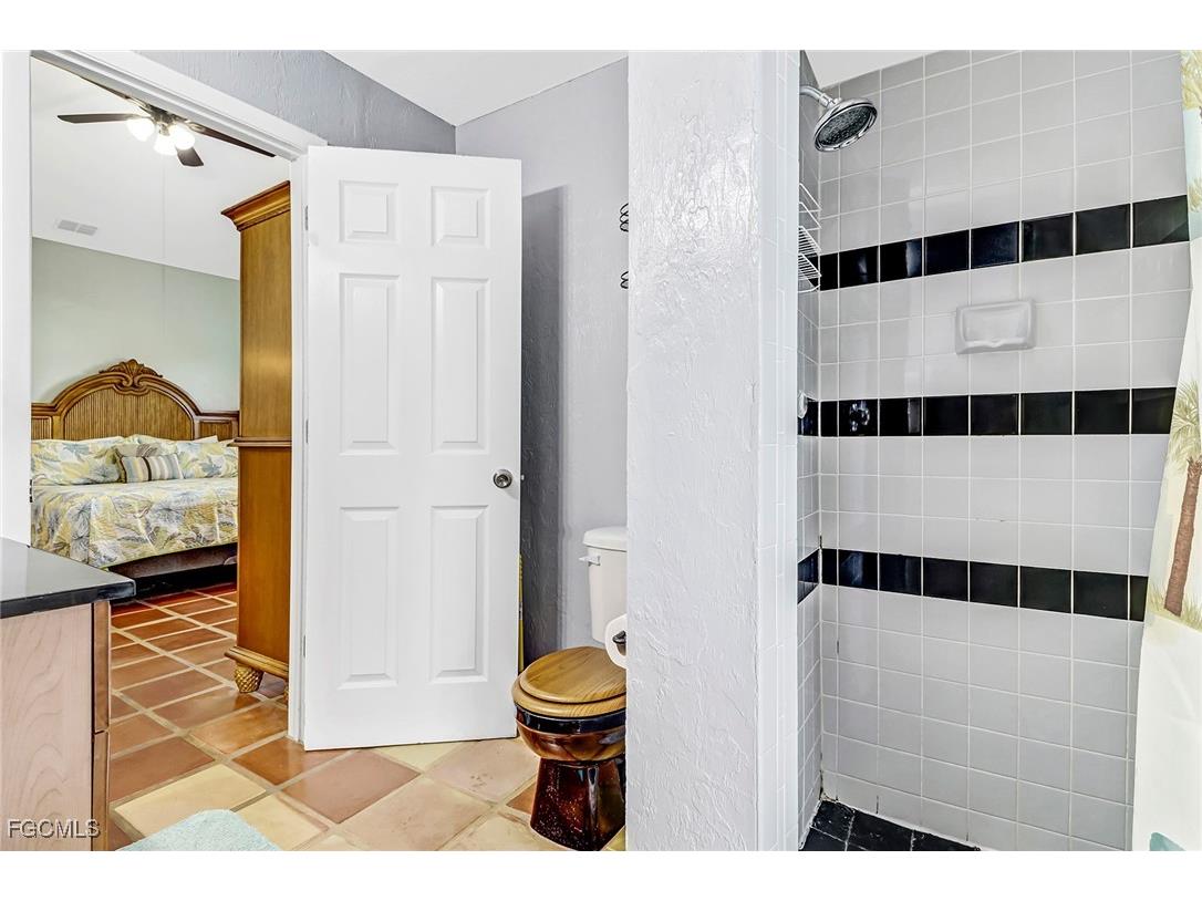 115 SW 12th Terrace Cape Coral FL 33991 2025010732 image17