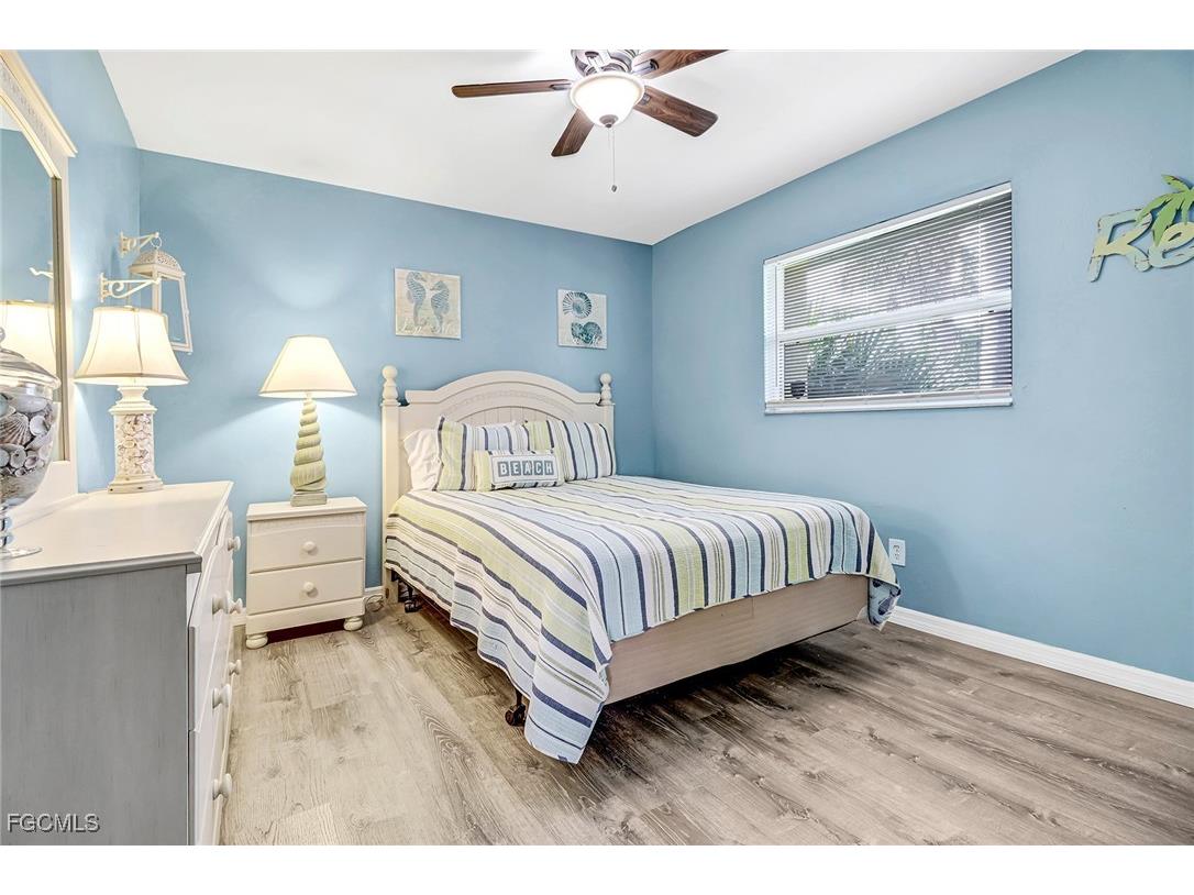 115 SW 12th Terrace Cape Coral FL 33991 2025010732 image18