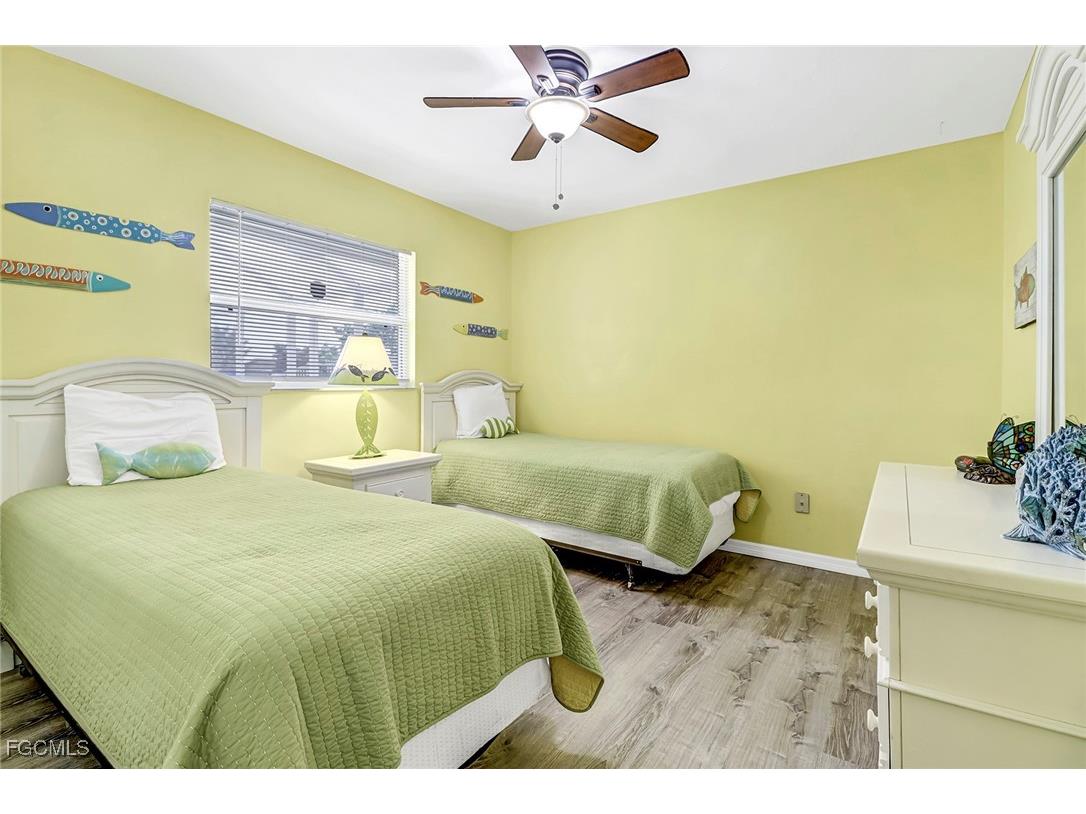 115 SW 12th Terrace Cape Coral FL 33991 2025010732 image20