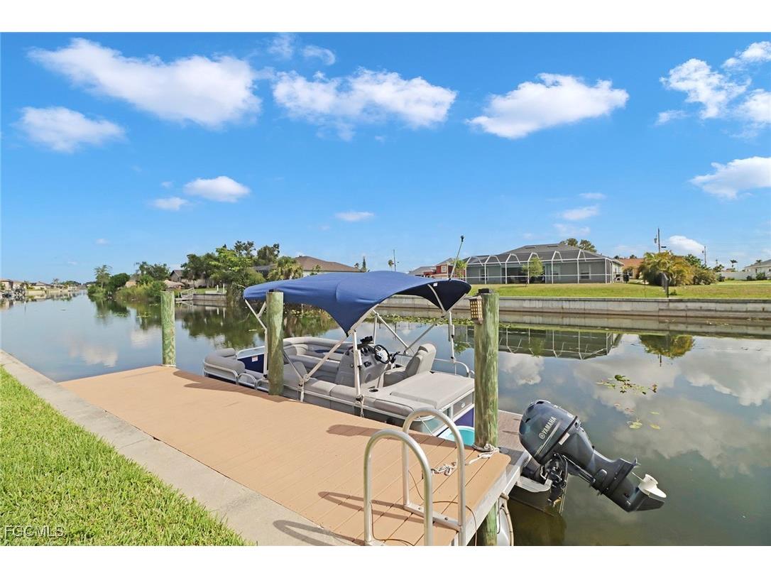 115 SW 12th Terrace Cape Coral FL 33991 2025010732 image28