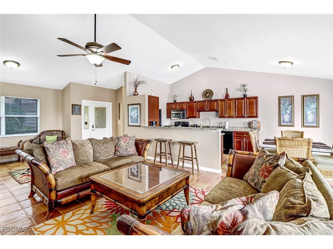 115 SW 12th Terrace Cape Coral FL 33991 2025010732 image7