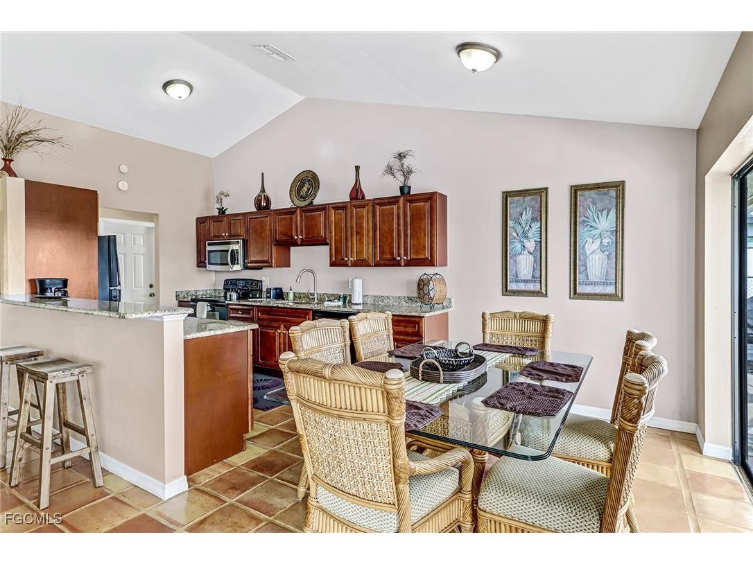 115 SW 12th Terrace Cape Coral FL 33991 2025010732 image9