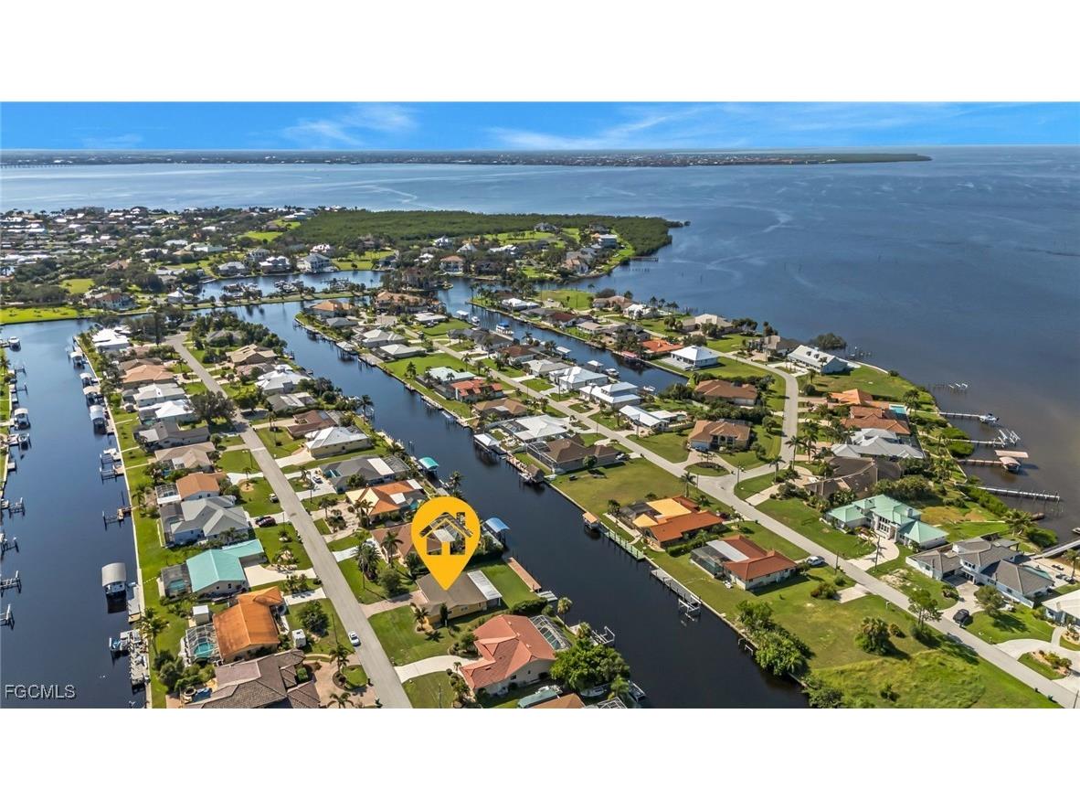 115 Sinclair Street SE Port Charlotte FL 33952 2025006781 image1