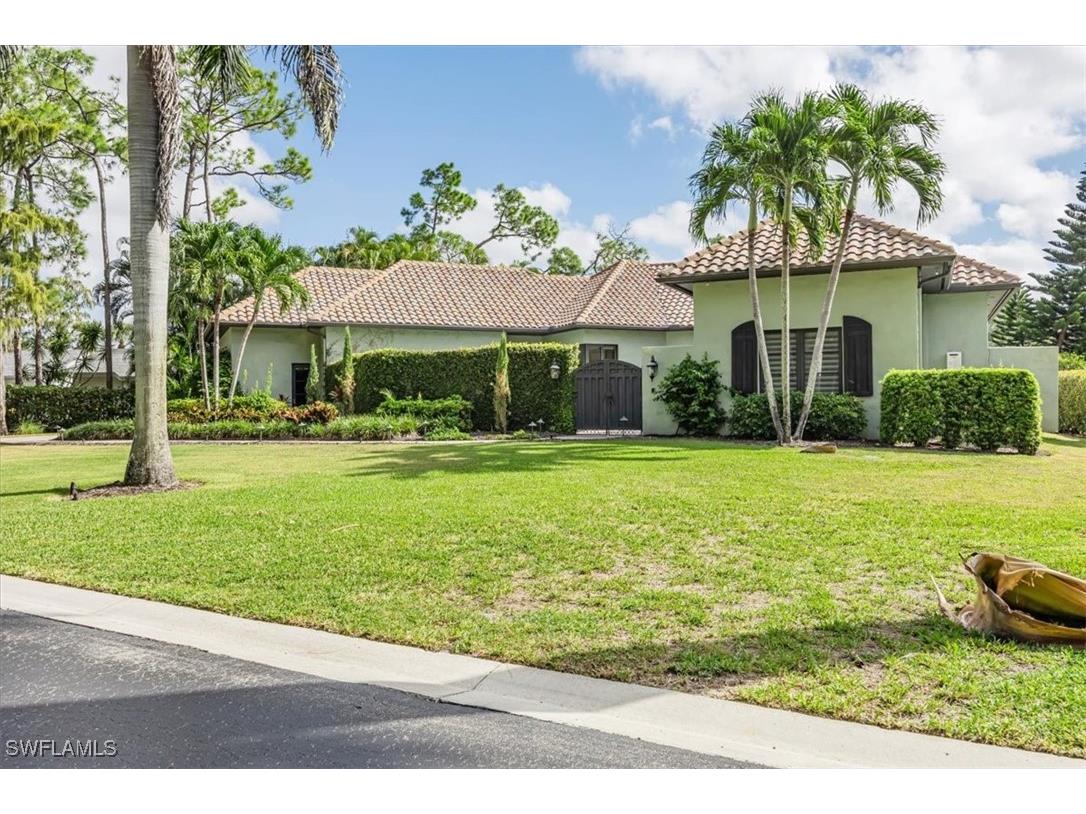 1150 Bald Eagle Drive #67 Naples FL 34105 225072927 image1