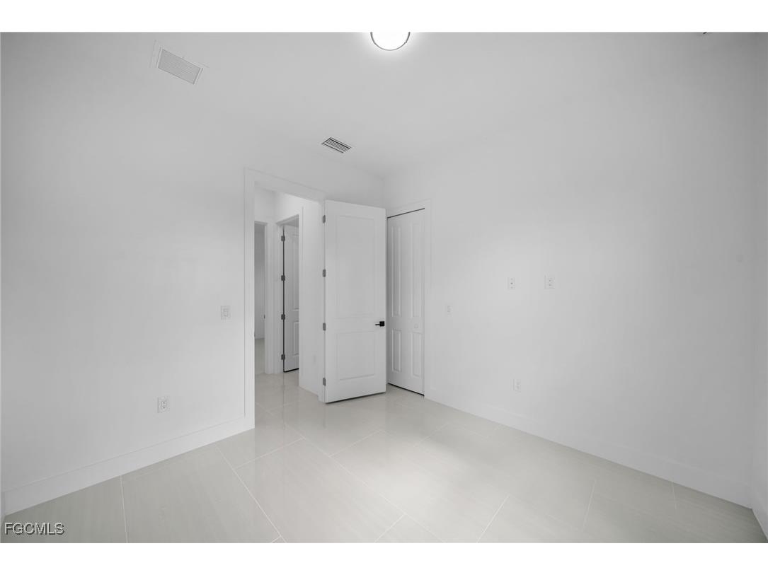 1150 Eclipse Street E Lehigh Acres FL 33974 2025018101 image28