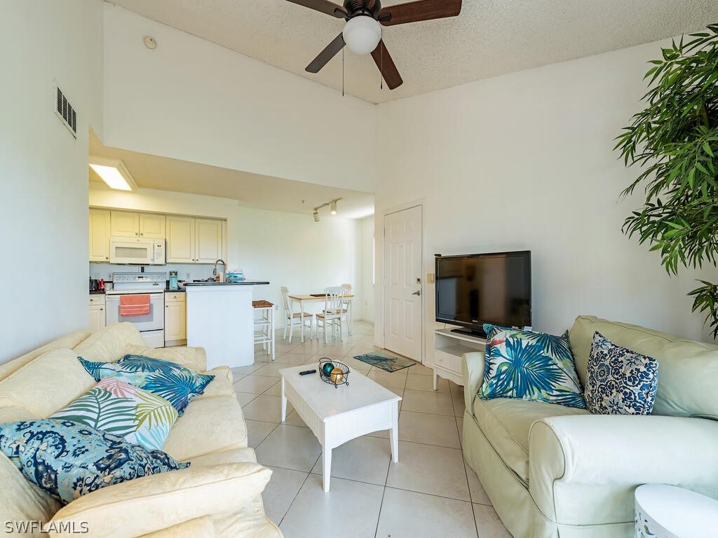 1150 Wildwood Lakes Boulevard #8-202 Naples FL 34104 224044921 image1