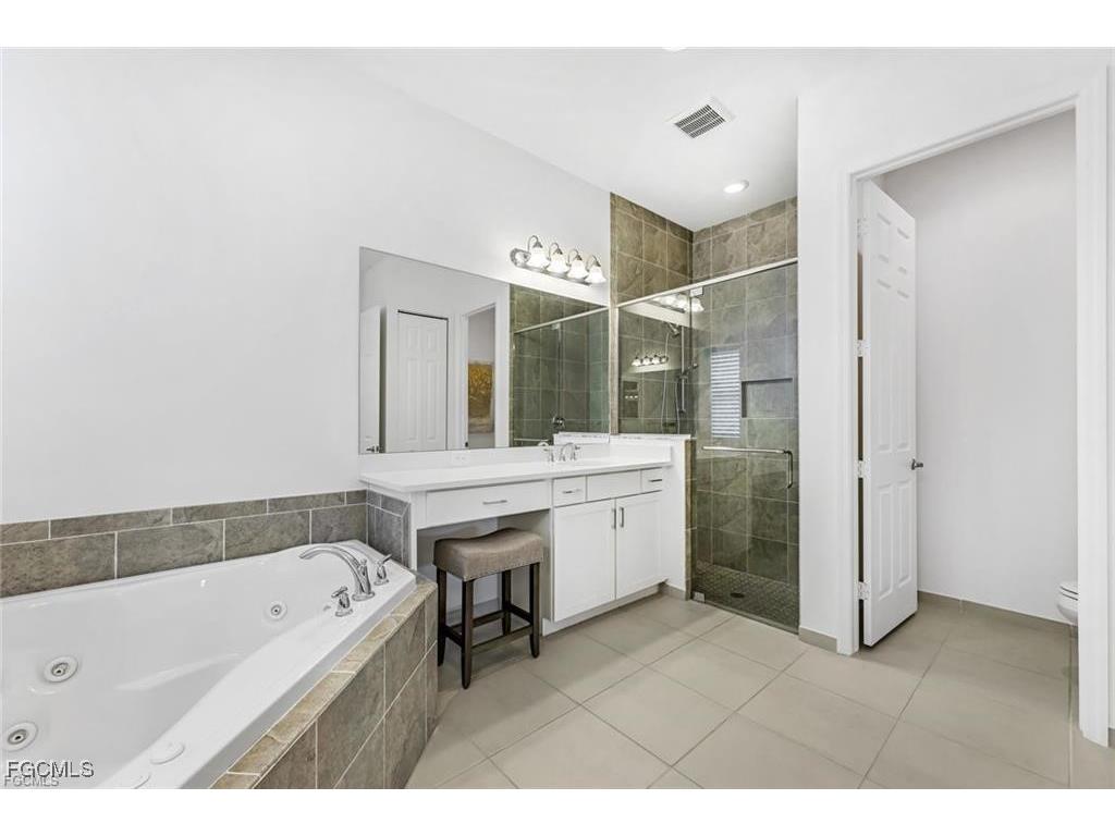 11502 Meadowrun Circle Fort Myers FL 33913 2025013181 image17