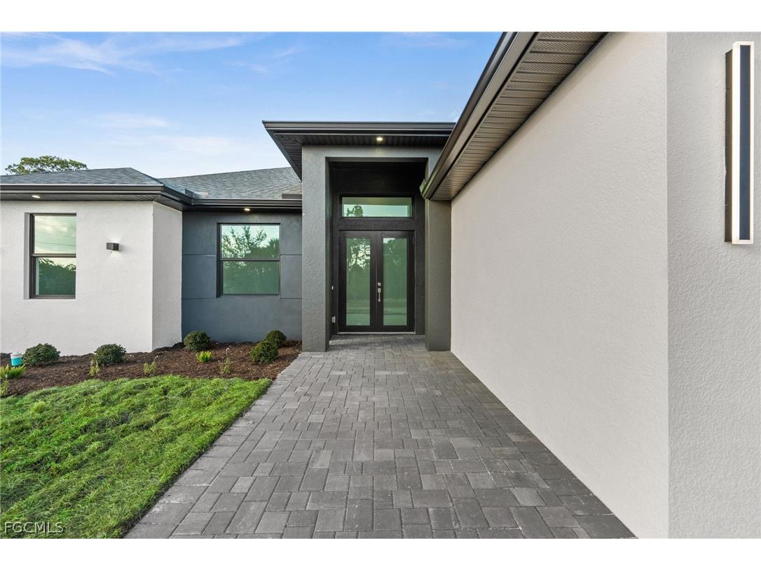 1151 Ebert Street E Lehigh Acres FL 33974 2026010432 image1