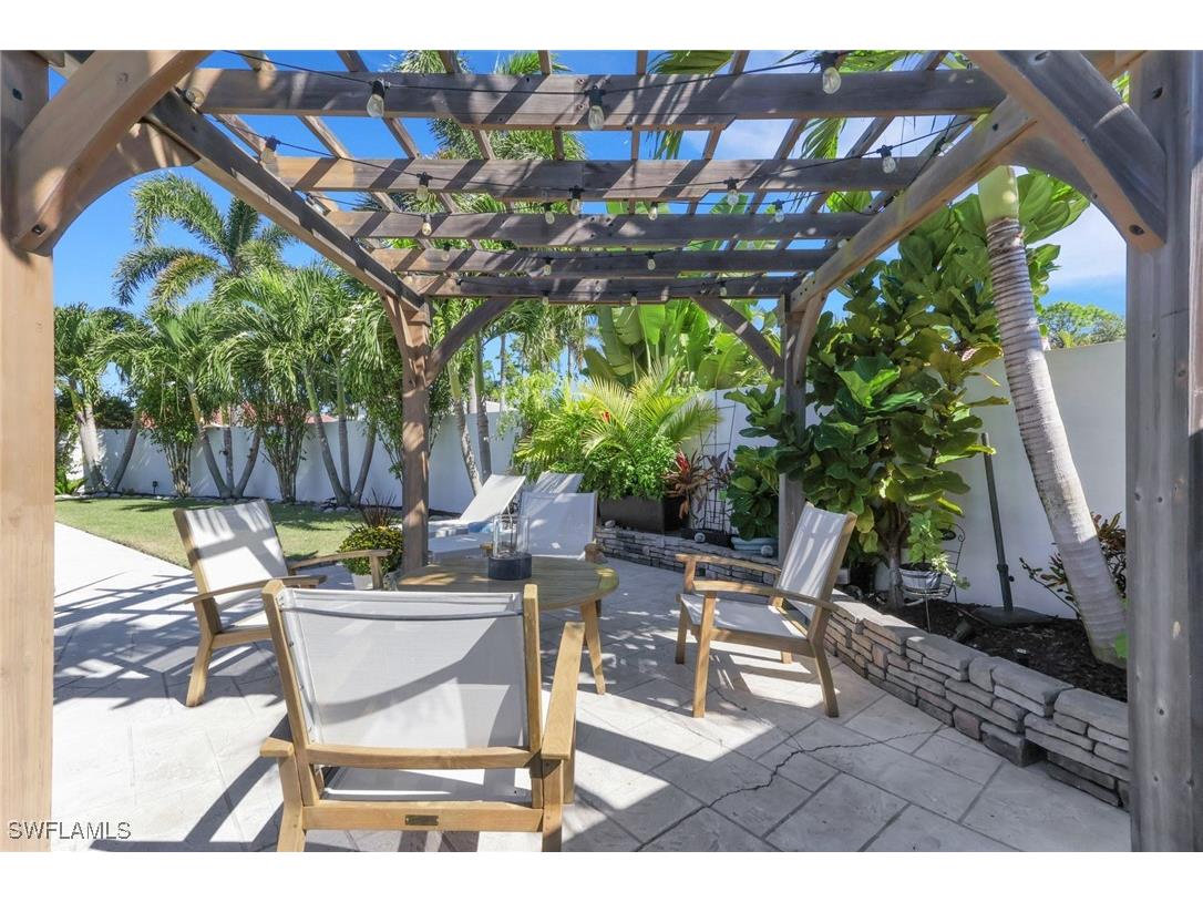 1151 Jardin Drive Naples FL 34104 225079982 image32