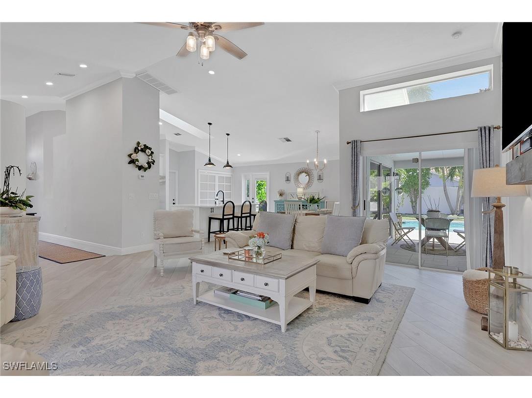 1151 Jardin Drive Naples FL 34104 225079982 image6