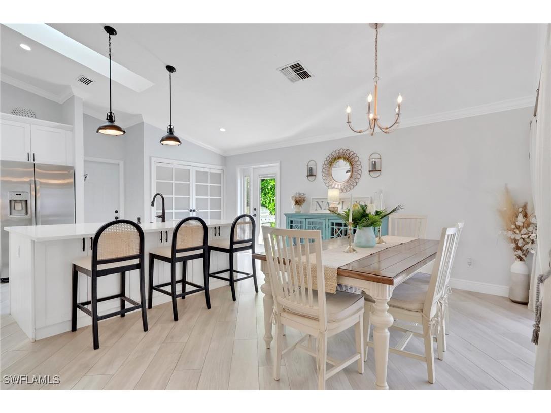 1151 Jardin Drive Naples FL 34104 225079982 image9