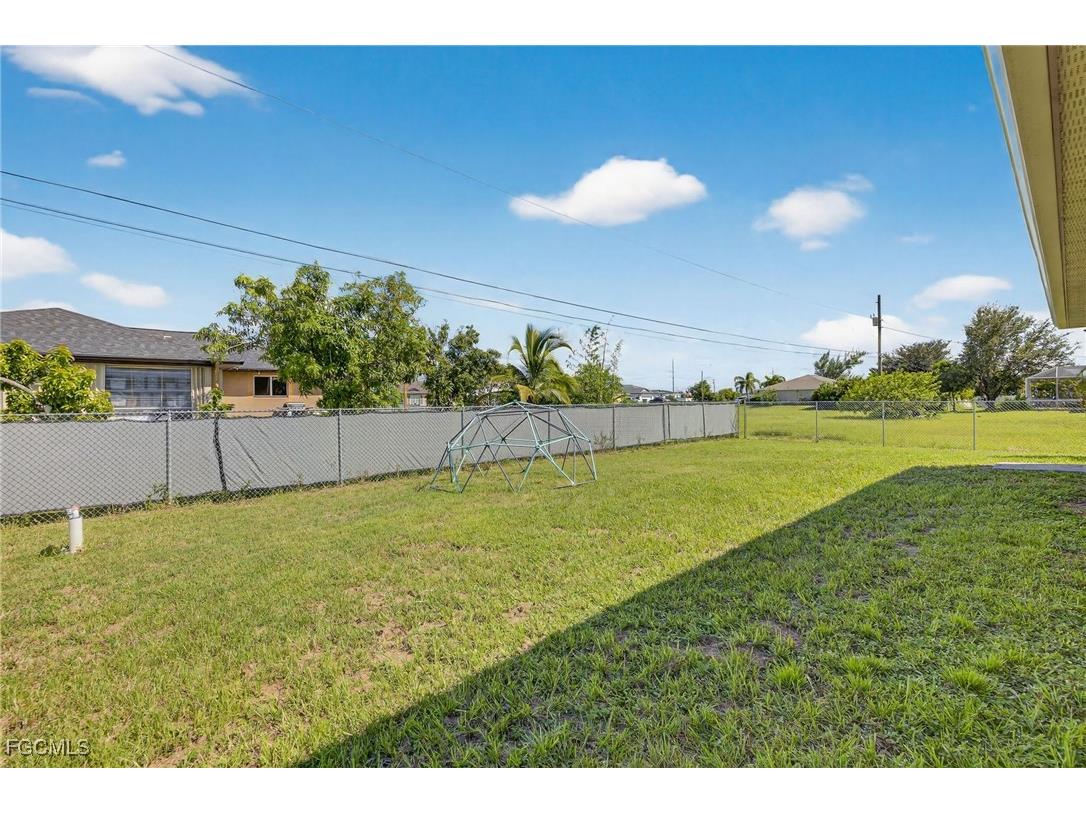 1151 NW 1st Avenue Cape Coral FL 33993 2025009728 image19