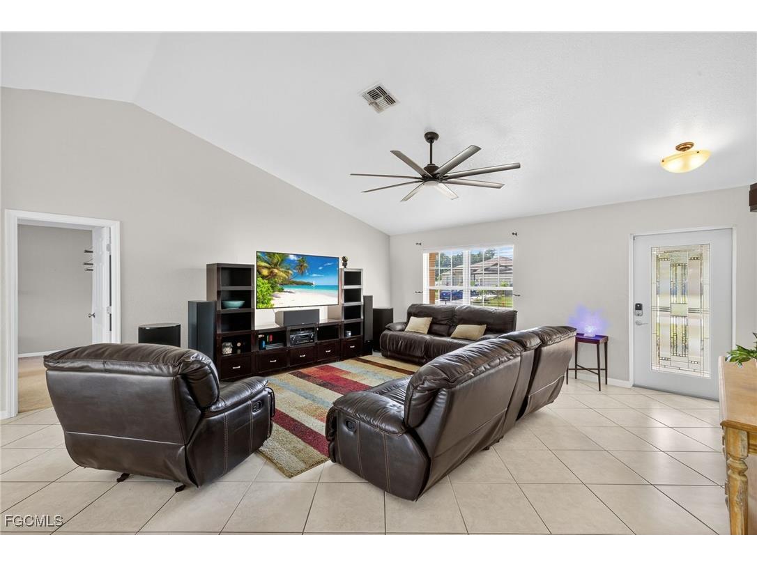 1151 NW 1st Avenue Cape Coral FL 33993 2025009728 image5