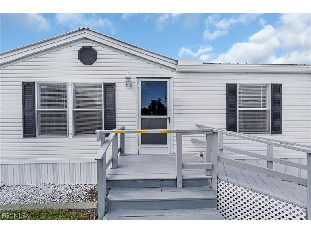 1151 Peaceful Lane Moore Haven FL 33471 2026010267 image10