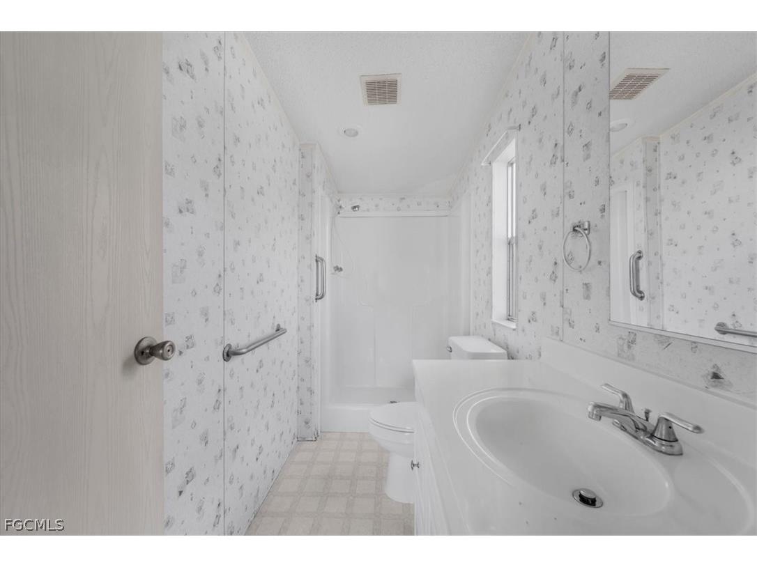 1151 Peaceful Lane Moore Haven FL 33471 2026010267 image32