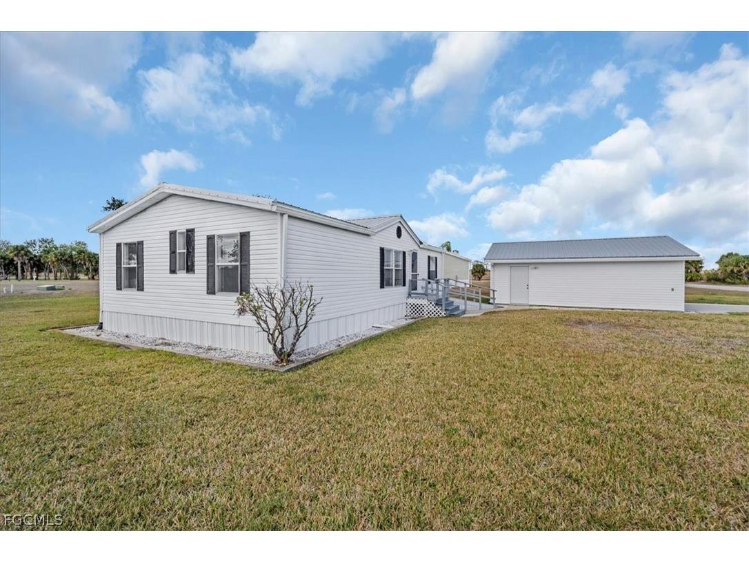 1151 Peaceful Lane Moore Haven FL 33471 2026010267 image34