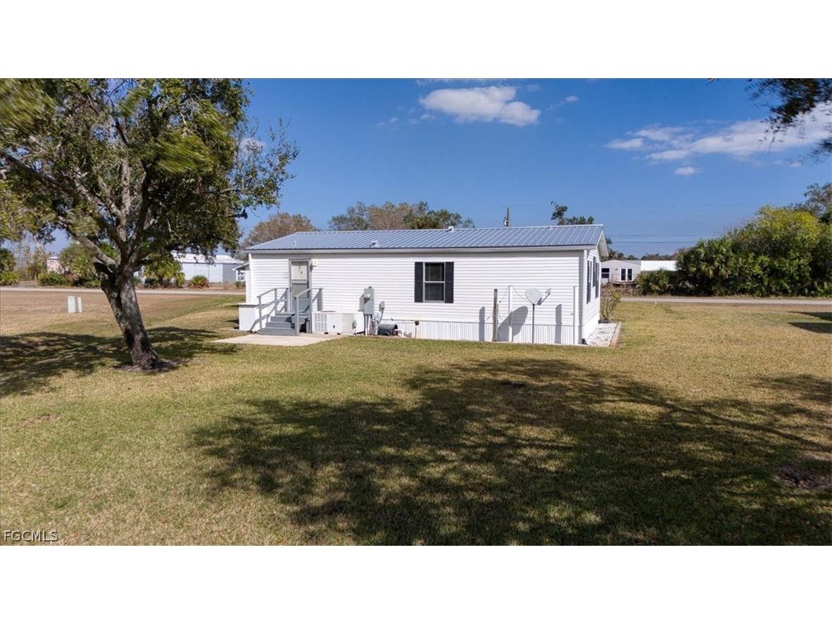 1151 Peaceful Lane Moore Haven FL 33471 2026010267 image38