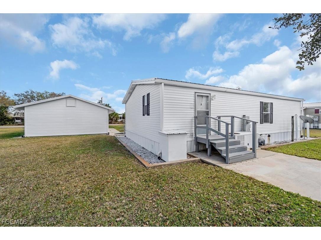 1151 Peaceful Lane Moore Haven FL 33471 2026010267 image6