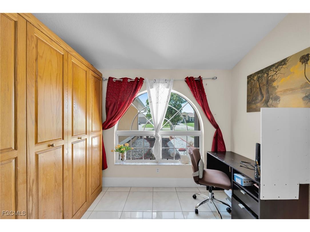 1151 SW 45th Terrace Cape Coral FL 33914 2025005516 image15