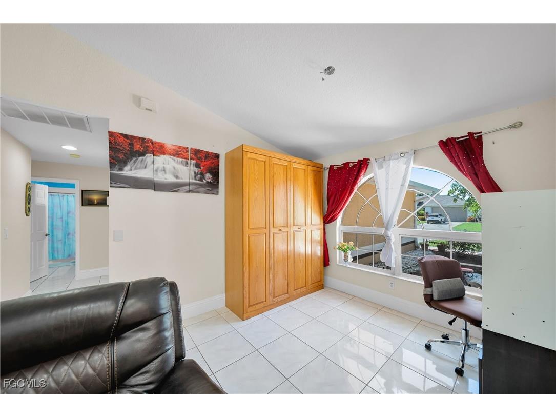 1151 SW 45th Terrace Cape Coral FL 33914 2025005516 image16